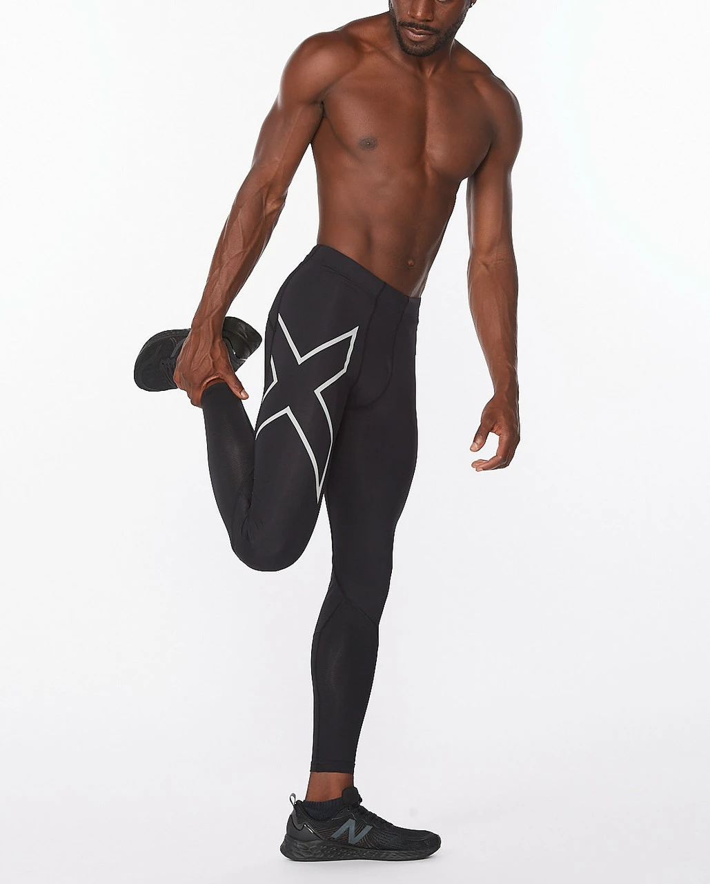 2XU - Men's Aero Vent Compression Tights - Black/Silver Reflective - Image 13