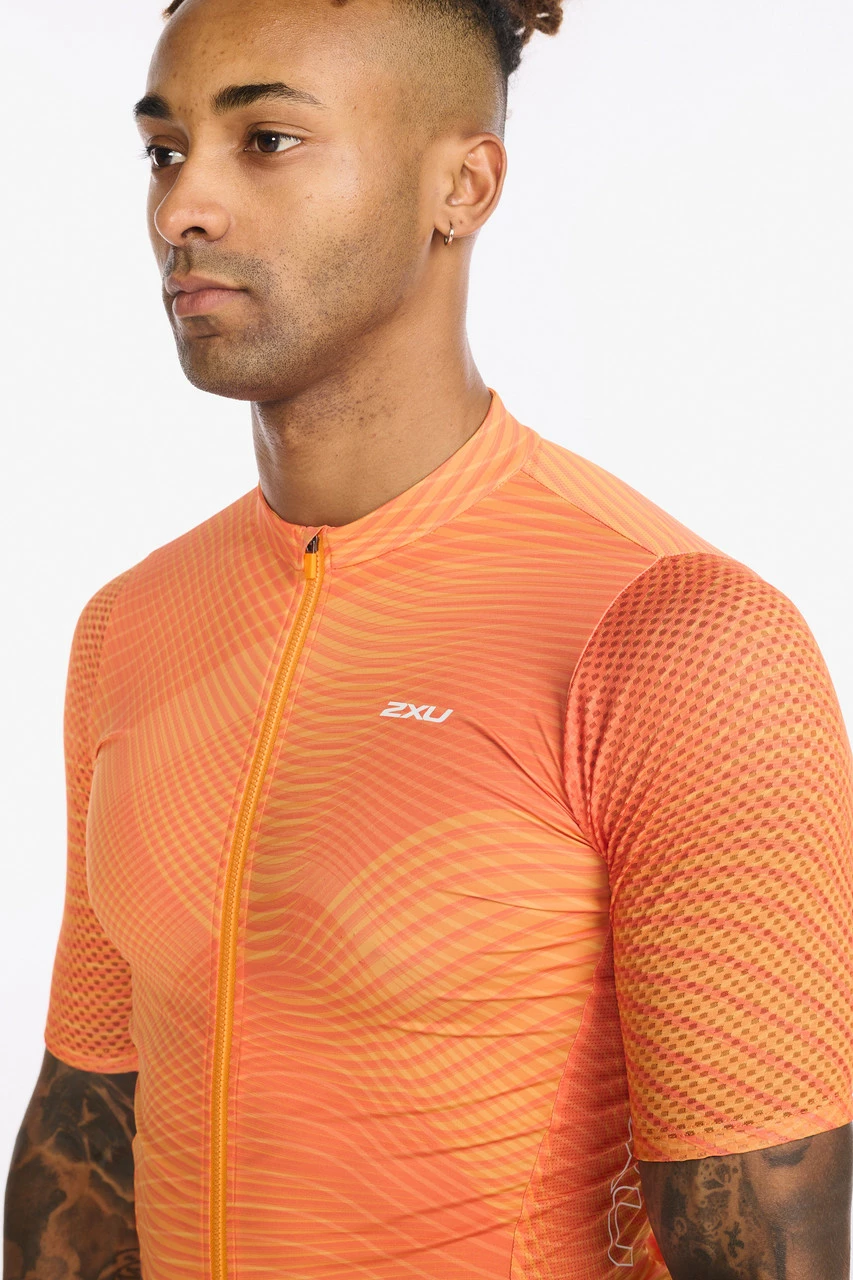 2XU - Aero Cycle Short Sleeve Jersey - Men's - Turmeric/White Reflective - Image 18