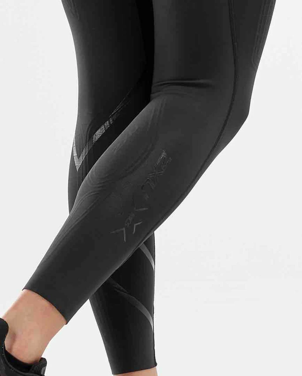 2XU - Force Mid-Rise Compression Tights - Women's - Image 3