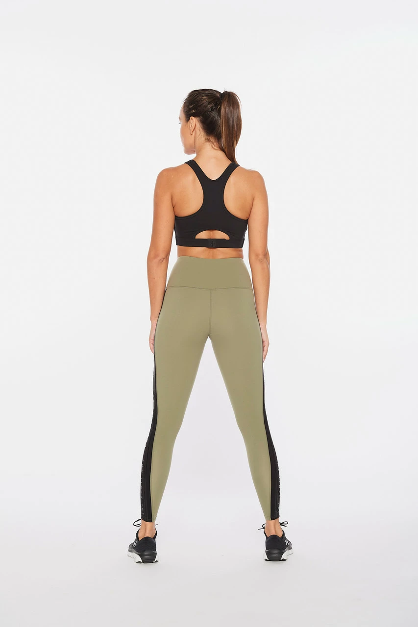 2XU - Form Line-up Women's Hi-Rise Compression Tights - Alpine/Black - Image 11