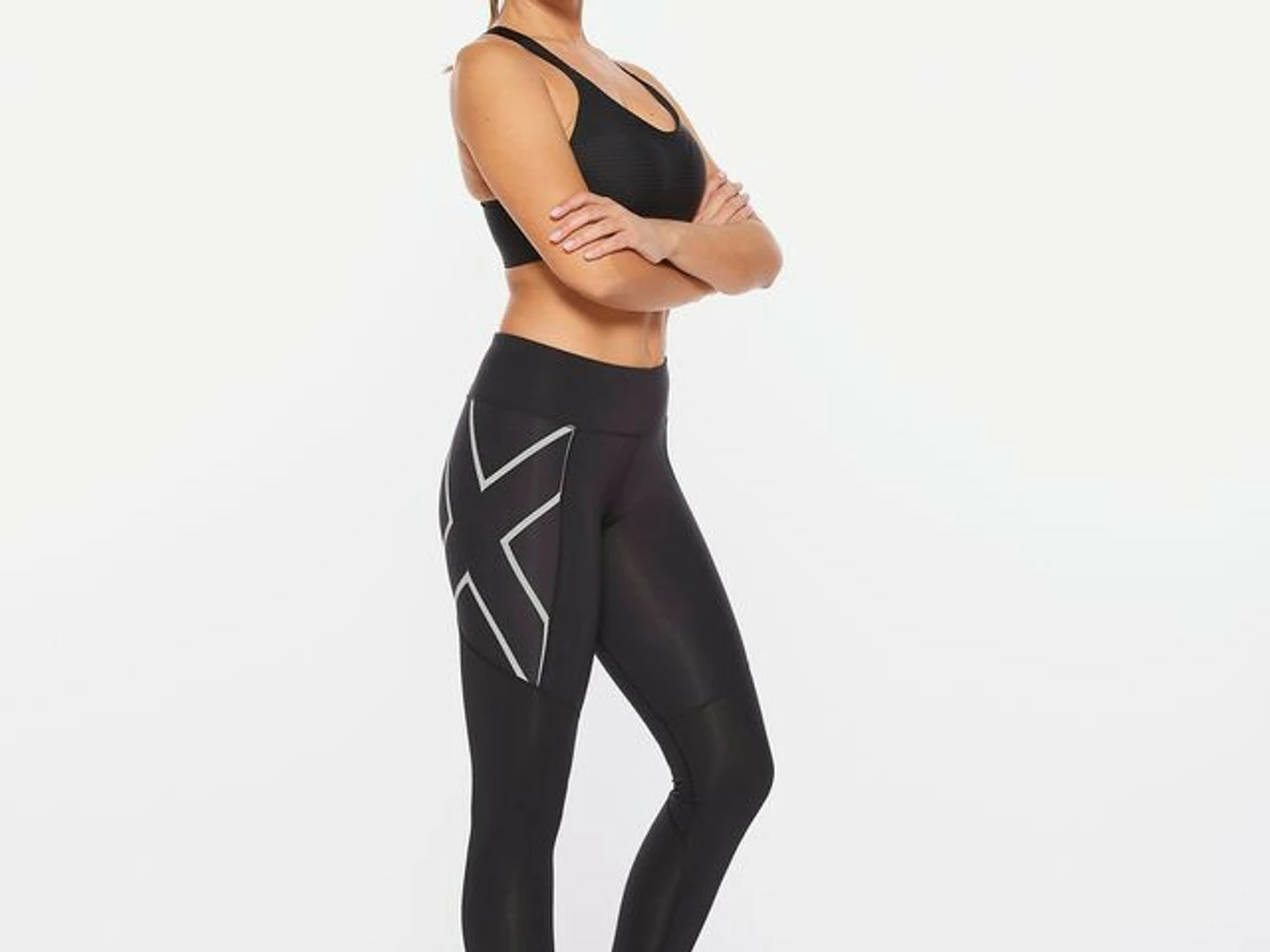2XU - Aero Vent Mid-Rise Compression Tights - Women's - Black/Silver Reflective - Image 5