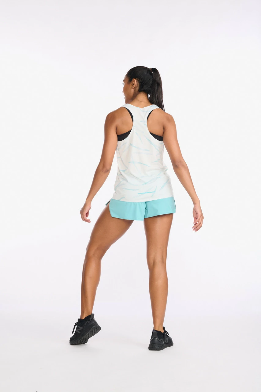 2XU - Light Speed Singlet - Women's - Soft Focus/Porcelain Reflect - Image 8